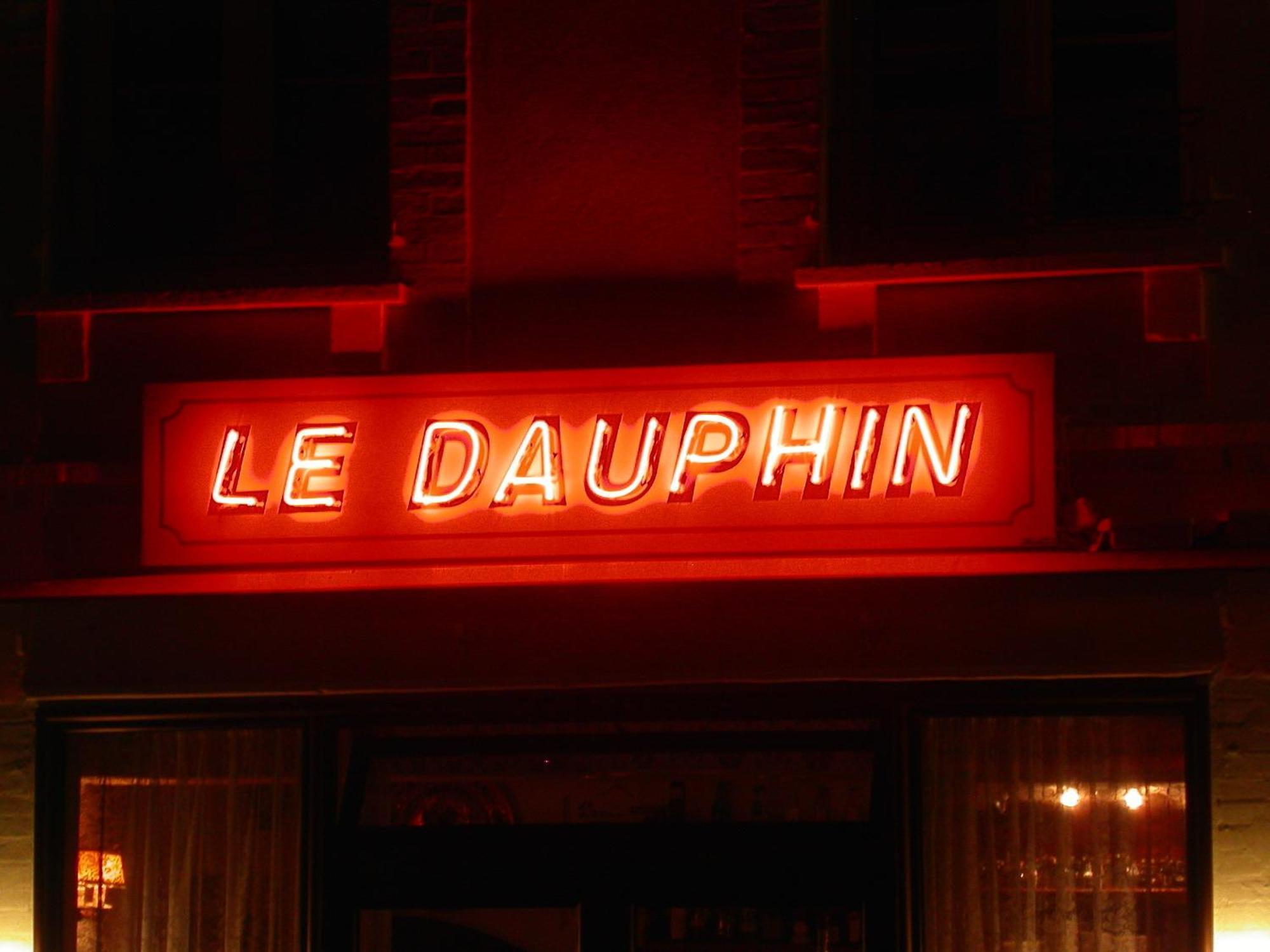 Hotel Le Dauphin Moulins-la-Marche 외부 사진