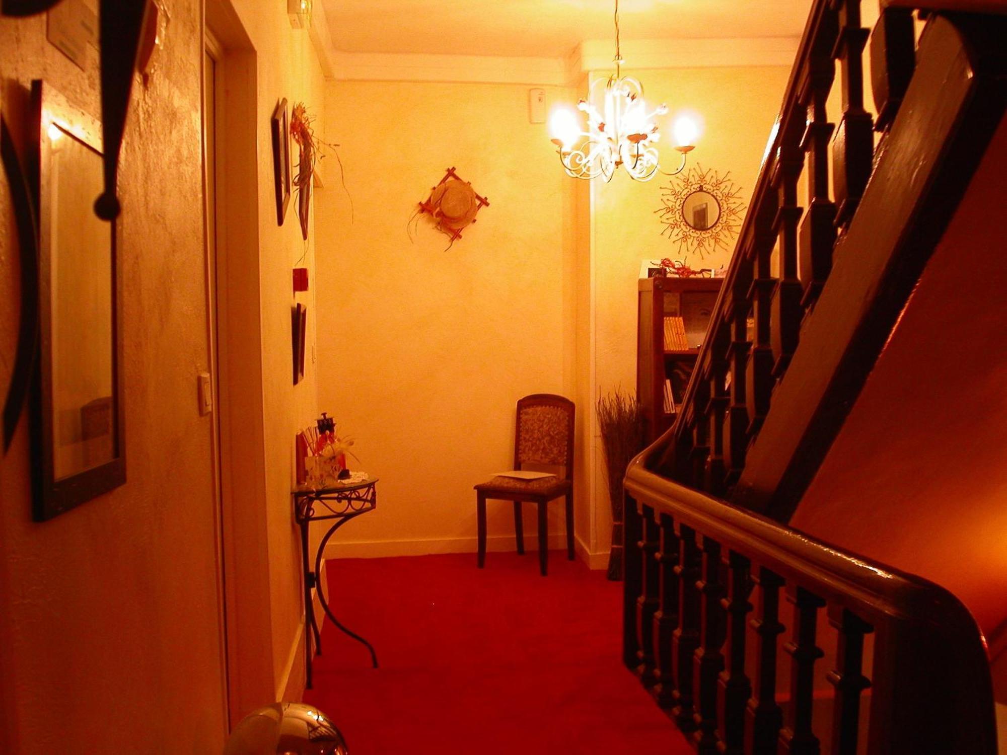 Hotel Le Dauphin Moulins-la-Marche 외부 사진
